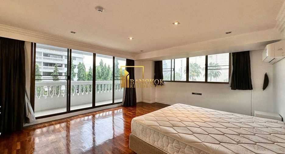 For rent 4 ベッドルーム apartment in Khlong Toei, Bangkok
