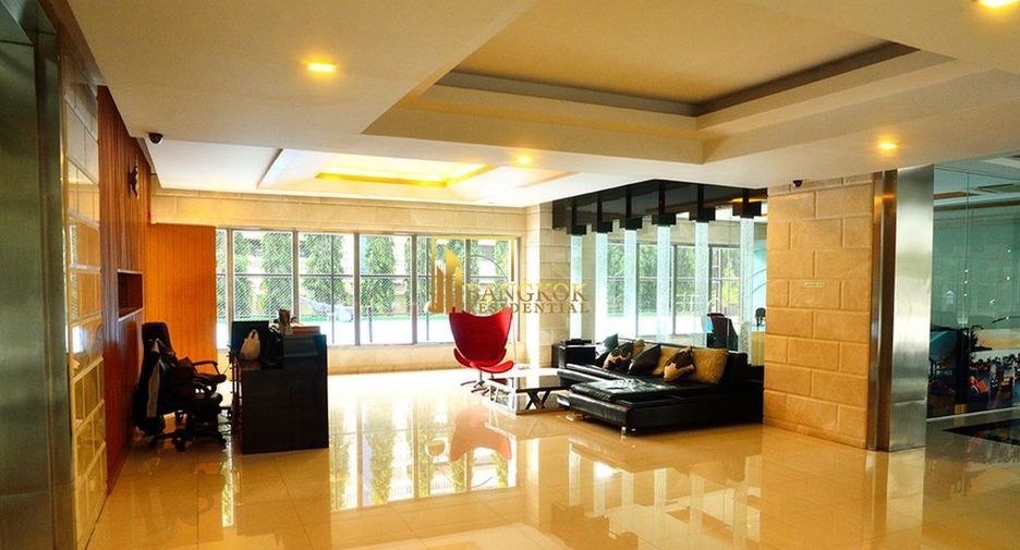 For rent 4 ベッドルーム apartment in Khlong Toei, Bangkok