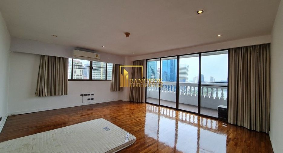 For rent 4 ベッドルーム apartment in Khlong Toei, Bangkok