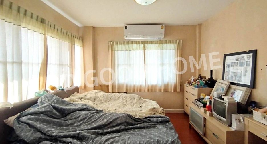 À vendre 3 chambres maison à Bang Bua Thong, Nonthaburi