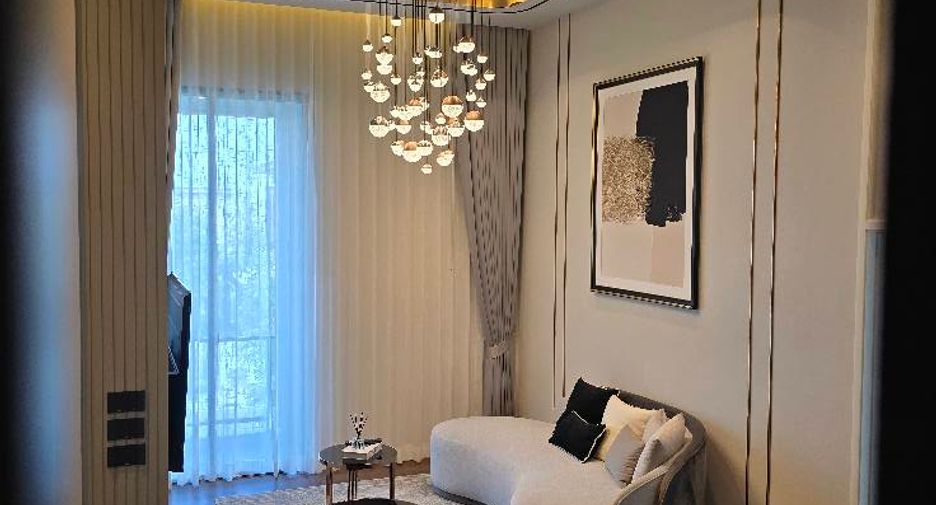 Casa en venta de 4 habitaciones en Bang Phli, Samut Prakan