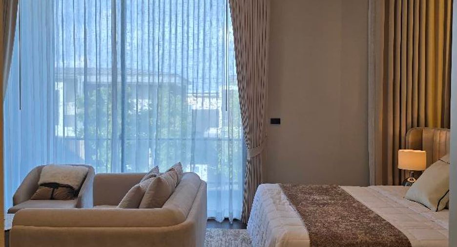 Casa en venta de 4 habitaciones en Bang Phli, Samut Prakan
