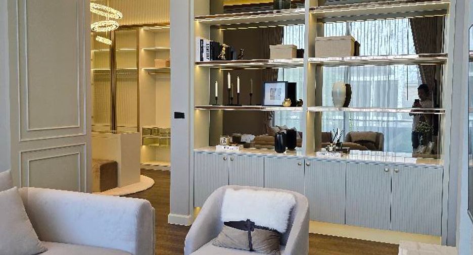 Casa en venta de 4 habitaciones en Bang Phli, Samut Prakan