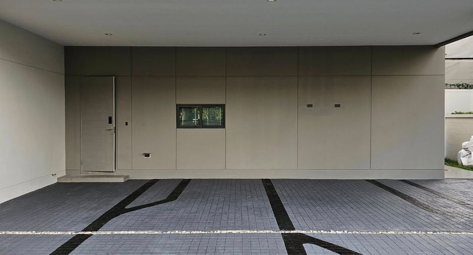 Casa en venta de 4 habitaciones en Bang Phli, Samut Prakan