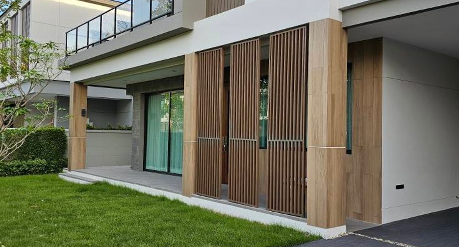 Casa en venta de 4 habitaciones en Bang Phli, Samut Prakan
