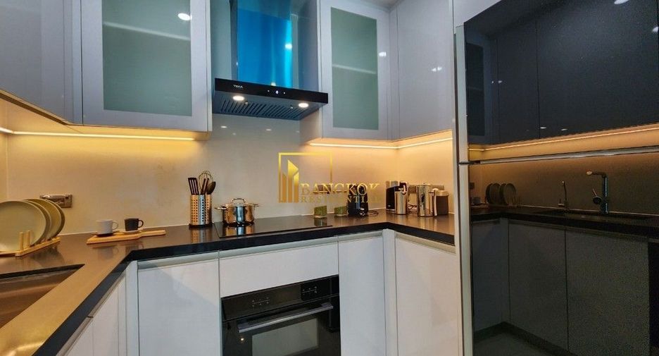 À louer 2 chambres appartement à Watthana, Bangkok