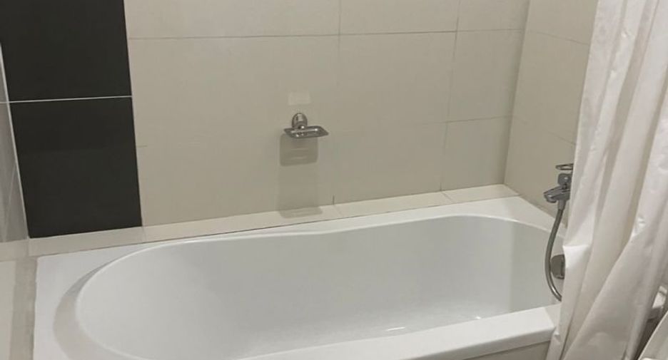 Condo en venta de 1 habitaciones en Si Racha, Chonburi
