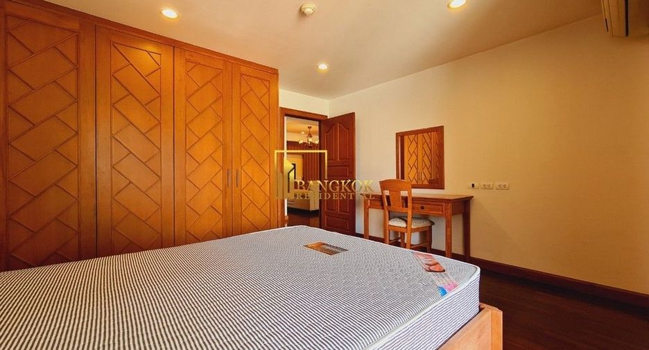 For rent 3 bedrooms apartment in Pathum Wan, Bangkok