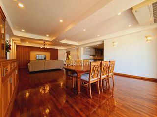 For rent 3 bedrooms apartment in Pathum Wan, Bangkok