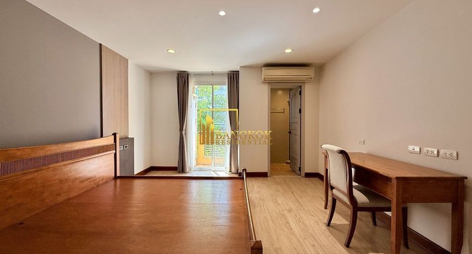 For rent 2 bedrooms apartment in Pathum Wan, Bangkok