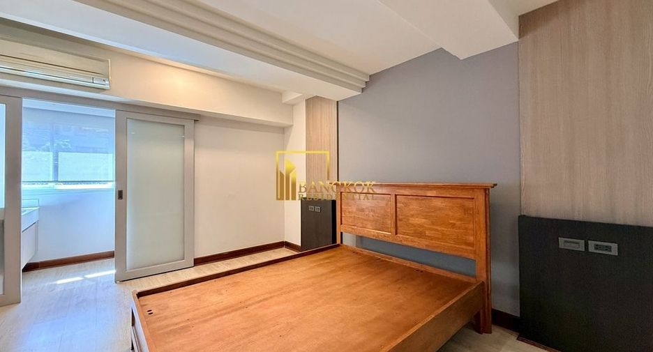 For rent 2 bedrooms apartment in Pathum Wan, Bangkok