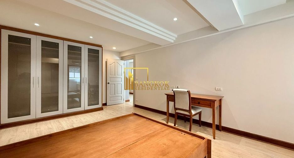 For rent 2 bedrooms apartment in Pathum Wan, Bangkok