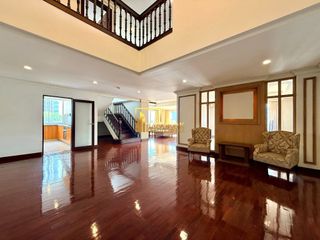 For rent 4 ベッドルーム apartment in Pathum Wan, Bangkok