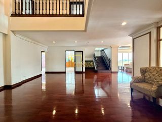For rent 4 ベッドルーム apartment in Pathum Wan, Bangkok