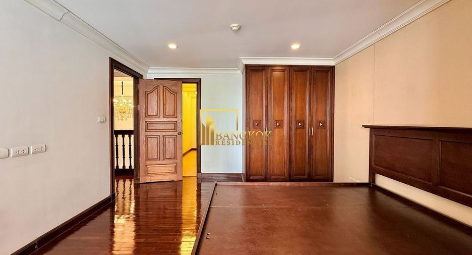 For rent 4 bedrooms apartment in Pathum Wan, Bangkok