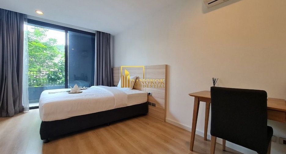 For rent 3 bedrooms apartment in Watthana, Bangkok