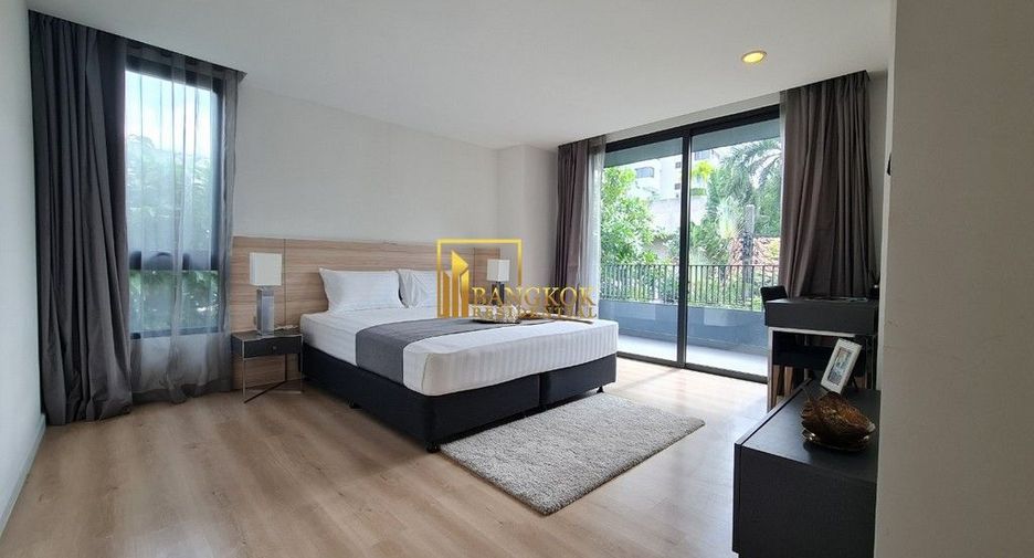 For rent 3 bedrooms apartment in Watthana, Bangkok