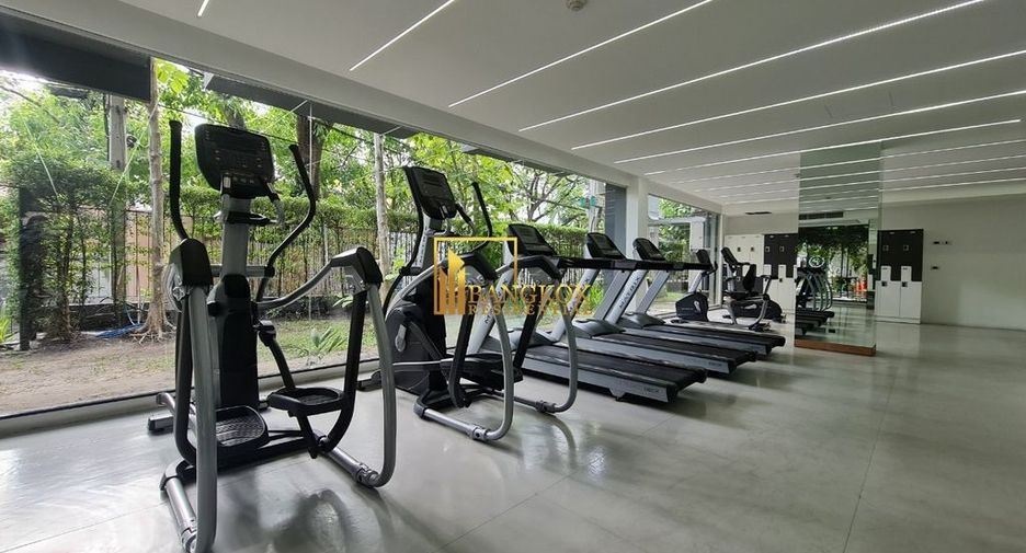 For rent 3 bedrooms apartment in Watthana, Bangkok