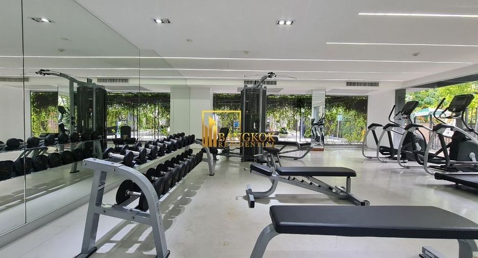 For rent 3 bedrooms apartment in Watthana, Bangkok