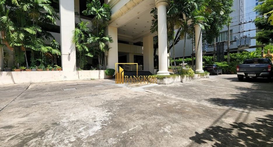 出租 4 卧室 公寓式住宅 在 Watthana, 曼谷