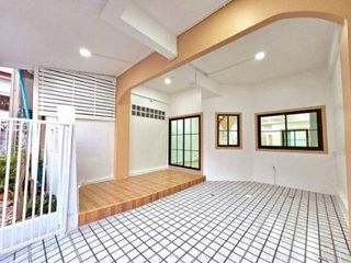For sale 4 Beds townhouse in Bang Bua Thong, Nonthaburi