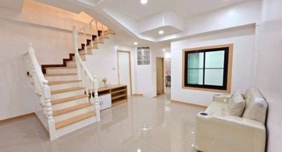 For sale 4 Beds townhouse in Bang Bua Thong, Nonthaburi