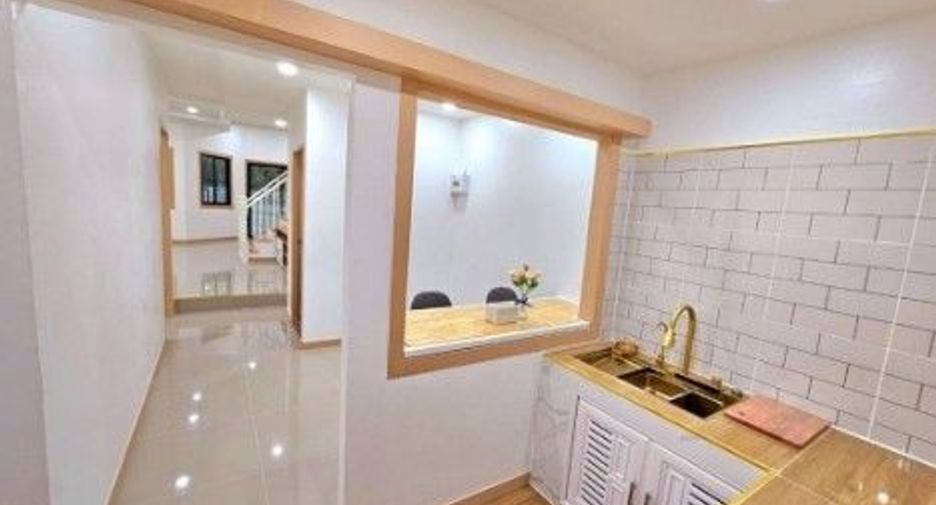 For sale 4 Beds townhouse in Bang Bua Thong, Nonthaburi