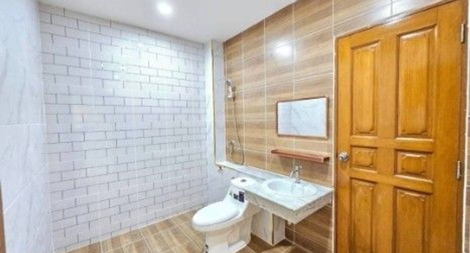 For sale 4 Beds townhouse in Bang Bua Thong, Nonthaburi