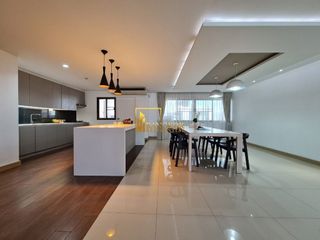 À louer 3 chambres appartement à Watthana, Bangkok