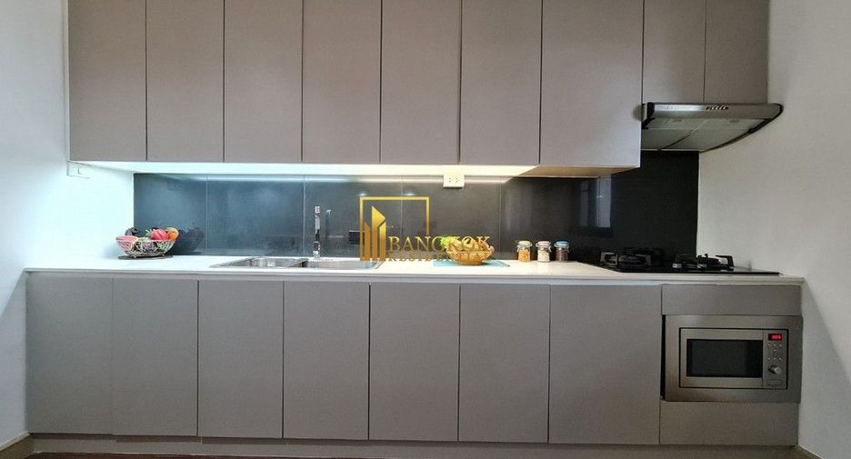 For rent 3 bedrooms apartment in Watthana, Bangkok