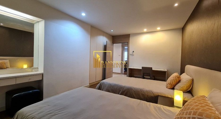 For rent 3 bedrooms apartment in Watthana, Bangkok