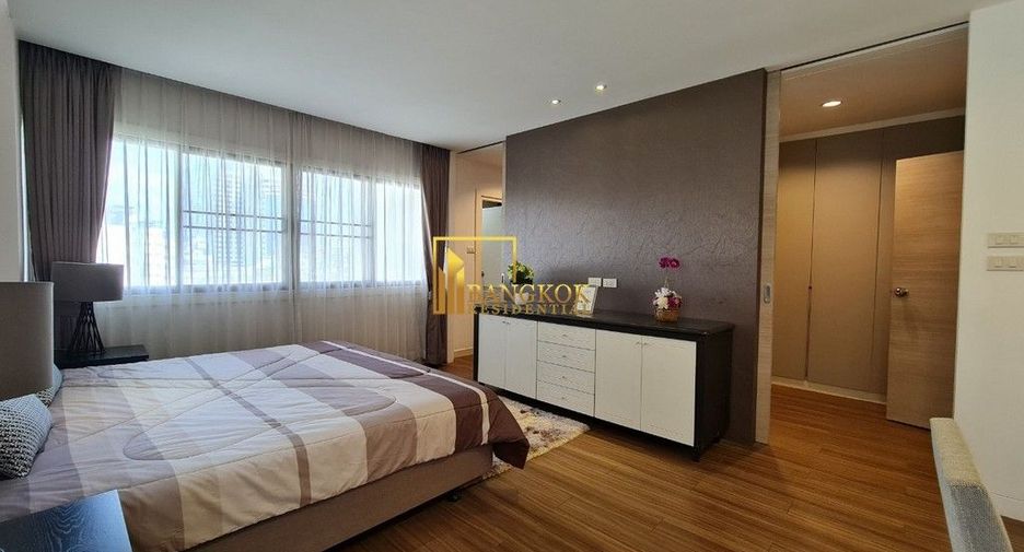 For rent 3 bedrooms apartment in Watthana, Bangkok