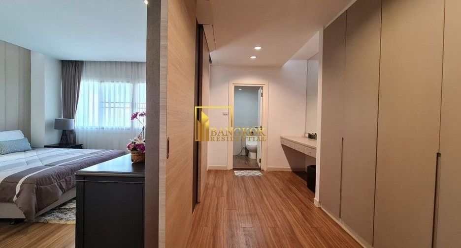 For rent 3 bedrooms apartment in Watthana, Bangkok