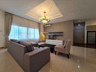 For rent 3 bedrooms apartment in Watthana, Bangkok