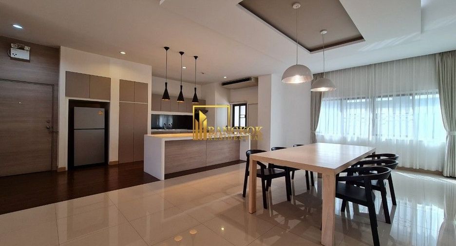 For rent 3 bedrooms apartment in Watthana, Bangkok