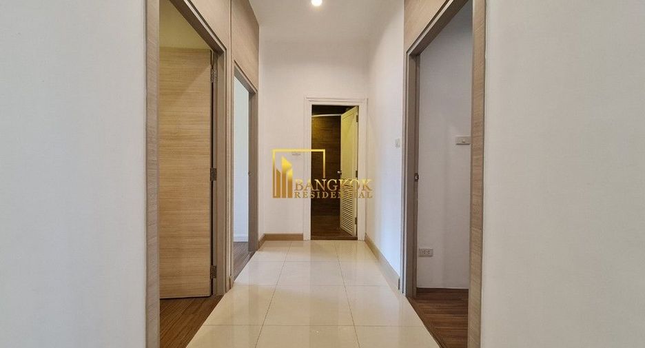 For rent 3 bedrooms apartment in Watthana, Bangkok