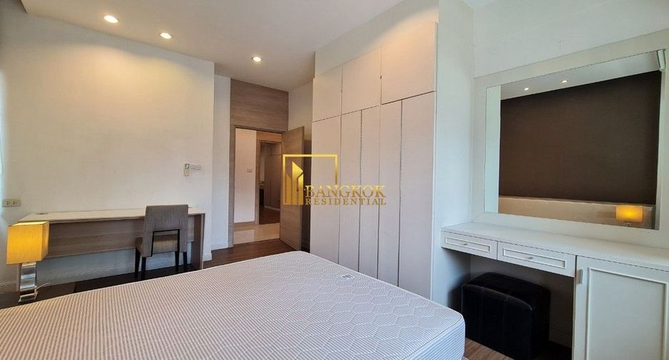 For rent 3 bedrooms apartment in Watthana, Bangkok