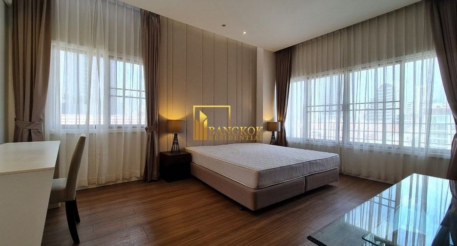 For rent 3 bedrooms apartment in Watthana, Bangkok