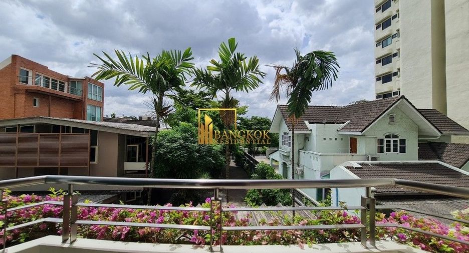 Apartment zur Miete mit 3 Zimmer in Watthana, Bangkok