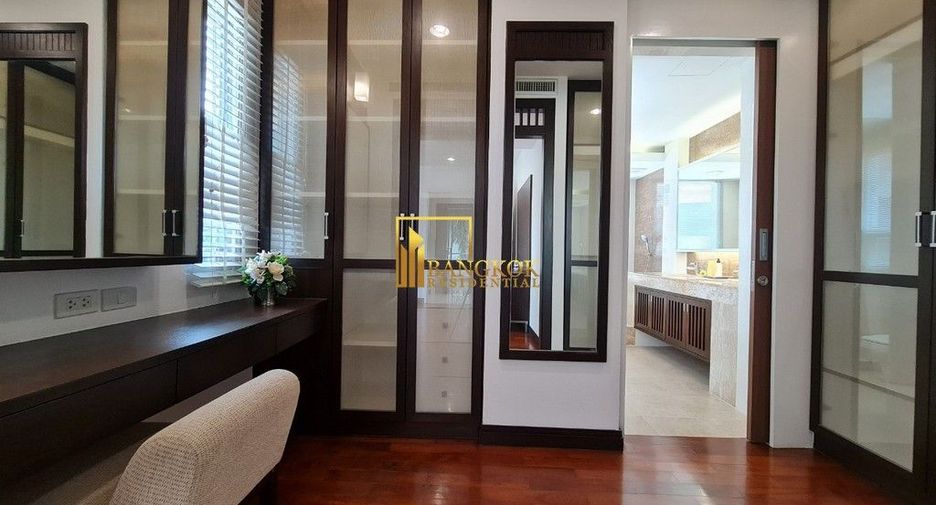 Apartment zur Miete mit 3 Zimmer in Watthana, Bangkok