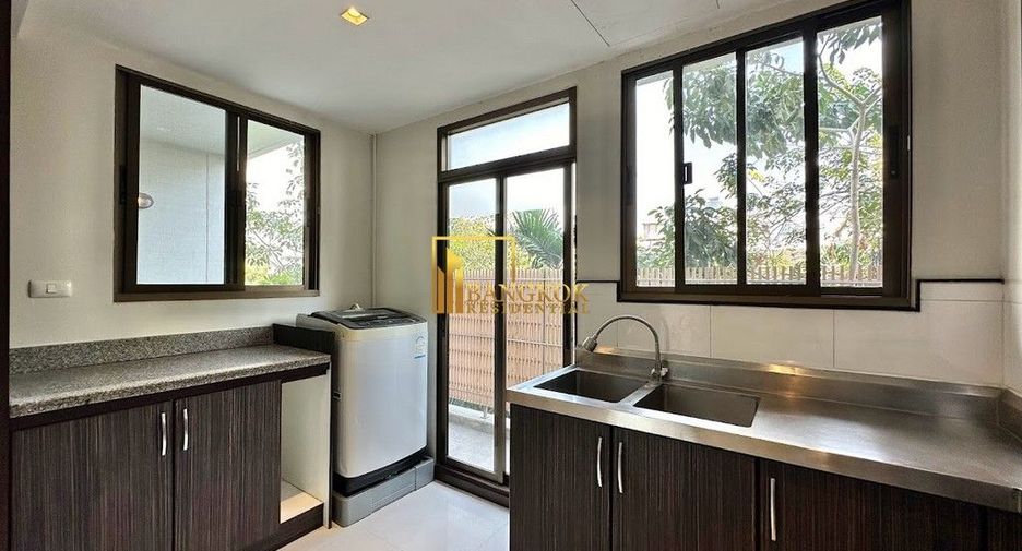 Apartamento en alquiler de 3 habitaciones en Watthana, Bangkok
