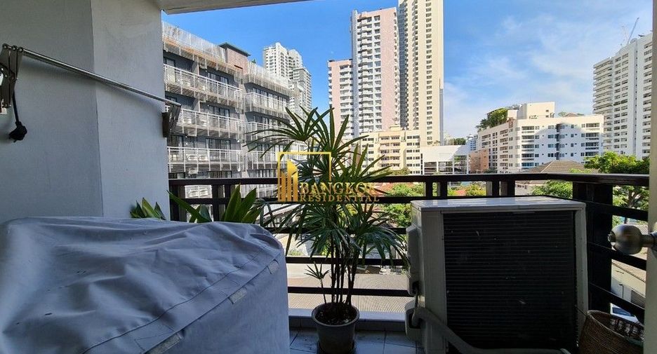 À louer 2 chambres appartement à Khlong Toei, Bangkok