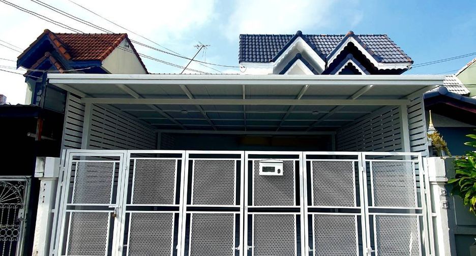For sale 4 Beds townhouse in Bang Yai, Nonthaburi