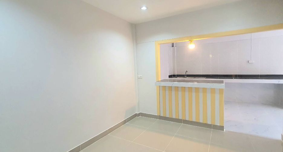 For sale 4 Beds townhouse in Bang Yai, Nonthaburi