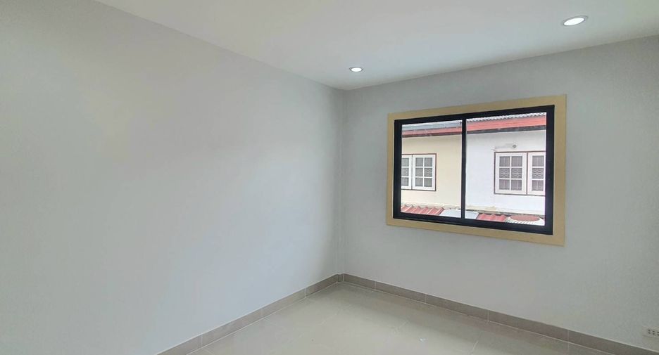 For sale 4 Beds townhouse in Bang Yai, Nonthaburi