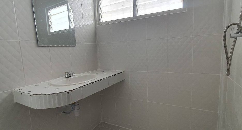 For sale 4 Beds townhouse in Bang Yai, Nonthaburi