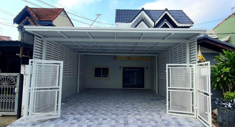 For sale 4 Beds townhouse in Bang Yai, Nonthaburi