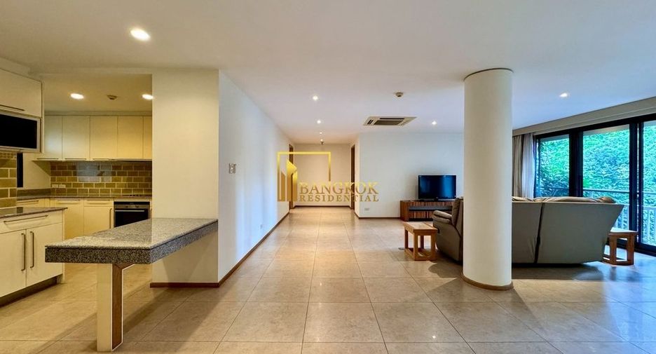 For rent 2 bedrooms apartment in Pathum Wan, Bangkok