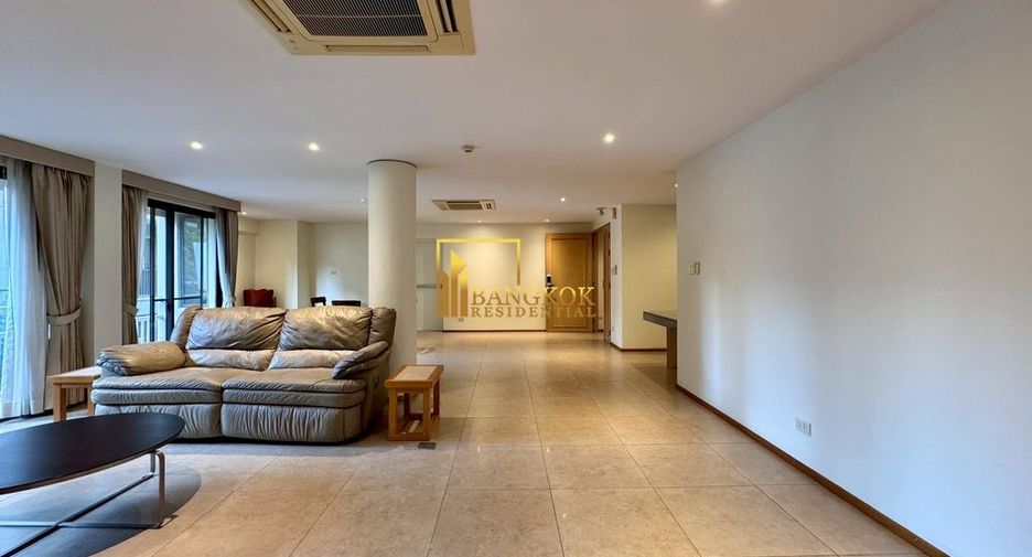 For rent 2 bedrooms apartment in Pathum Wan, Bangkok