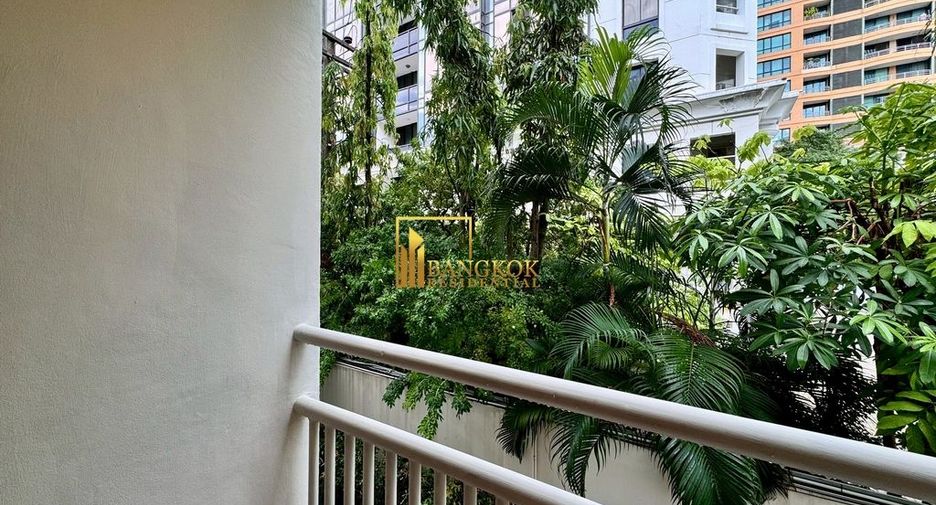 For rent 2 bedrooms apartment in Pathum Wan, Bangkok